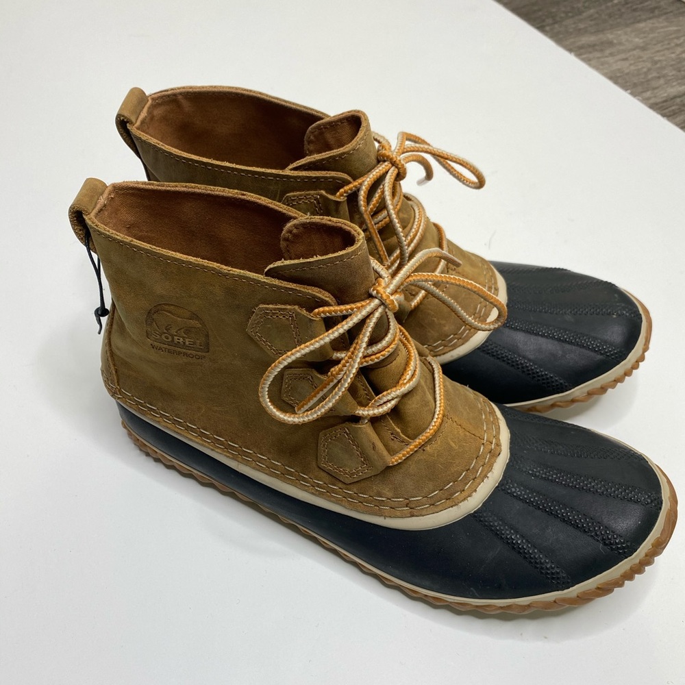 Sorel Out N About Duck Waterproof Leather Boots